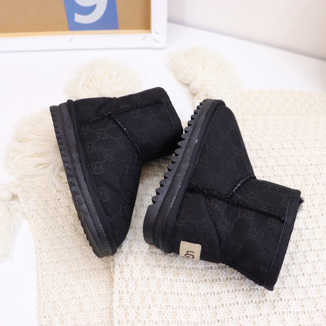 图片[5]-UGG 古驰字母logo联名款 水洗风格字母⤴️耐磨耐用 🦙内里羊皮毛 专柜同步轻翼大底. 儿童25–35..-选品中心