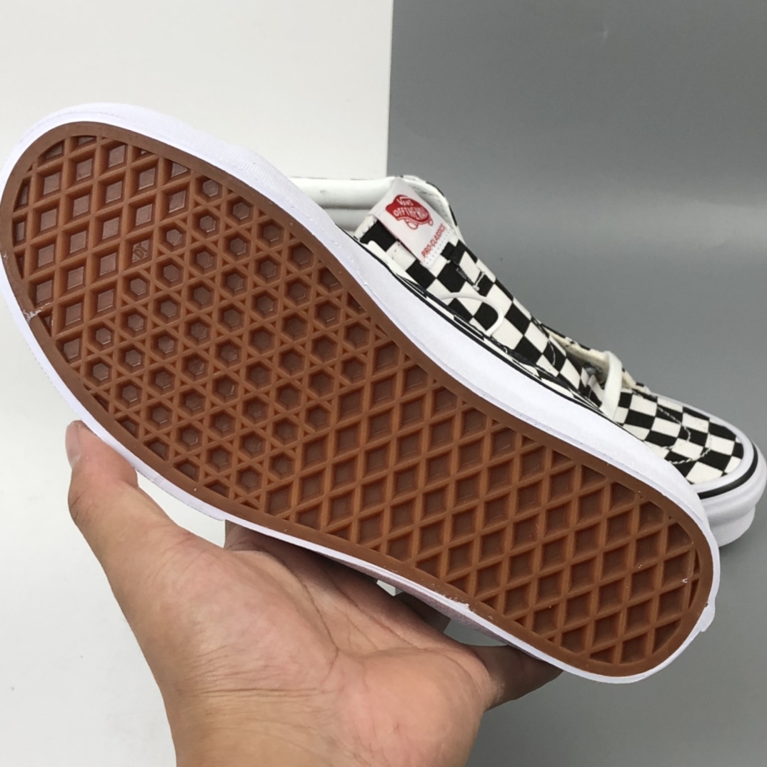 160 Vans Sk8-Hi Vlt Lx 万斯黑白棋盘格高帮黑条帆布鞋 VN0A4CS5W43