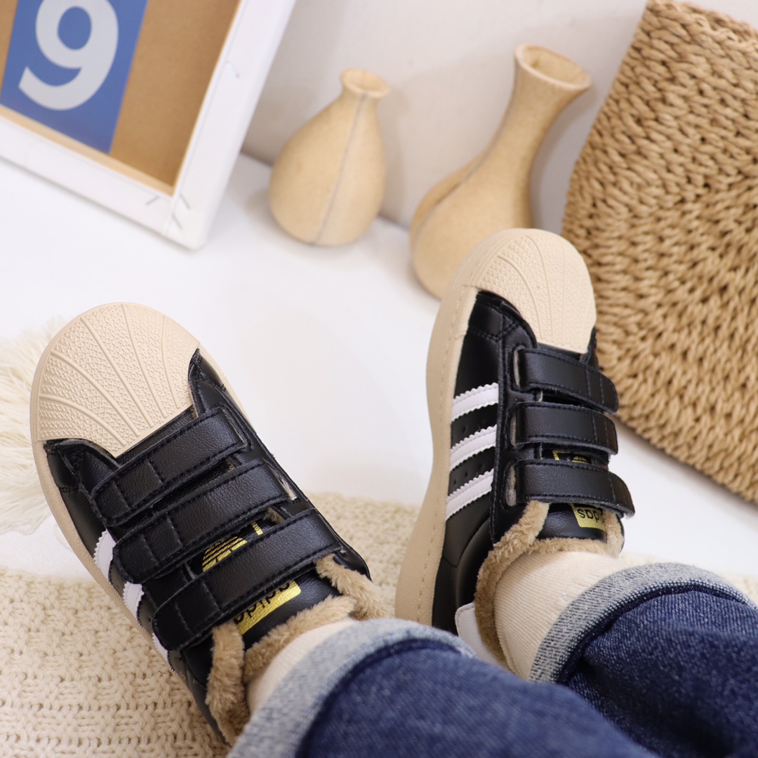 图片[6]-特加绒AD贝壳头魔术贴板鞋 头层软牛皮打造.全鞋加绒👍魔术贴设计穿脱方便快捷运动鞋⬇️加绒护脚保暖首选款。\”},\”album\”：{\”vipState\”：1,\”id\”：\”_ZDjDjTqnvoPJ93tyUFnnHNncXnonxzUY-选品中心