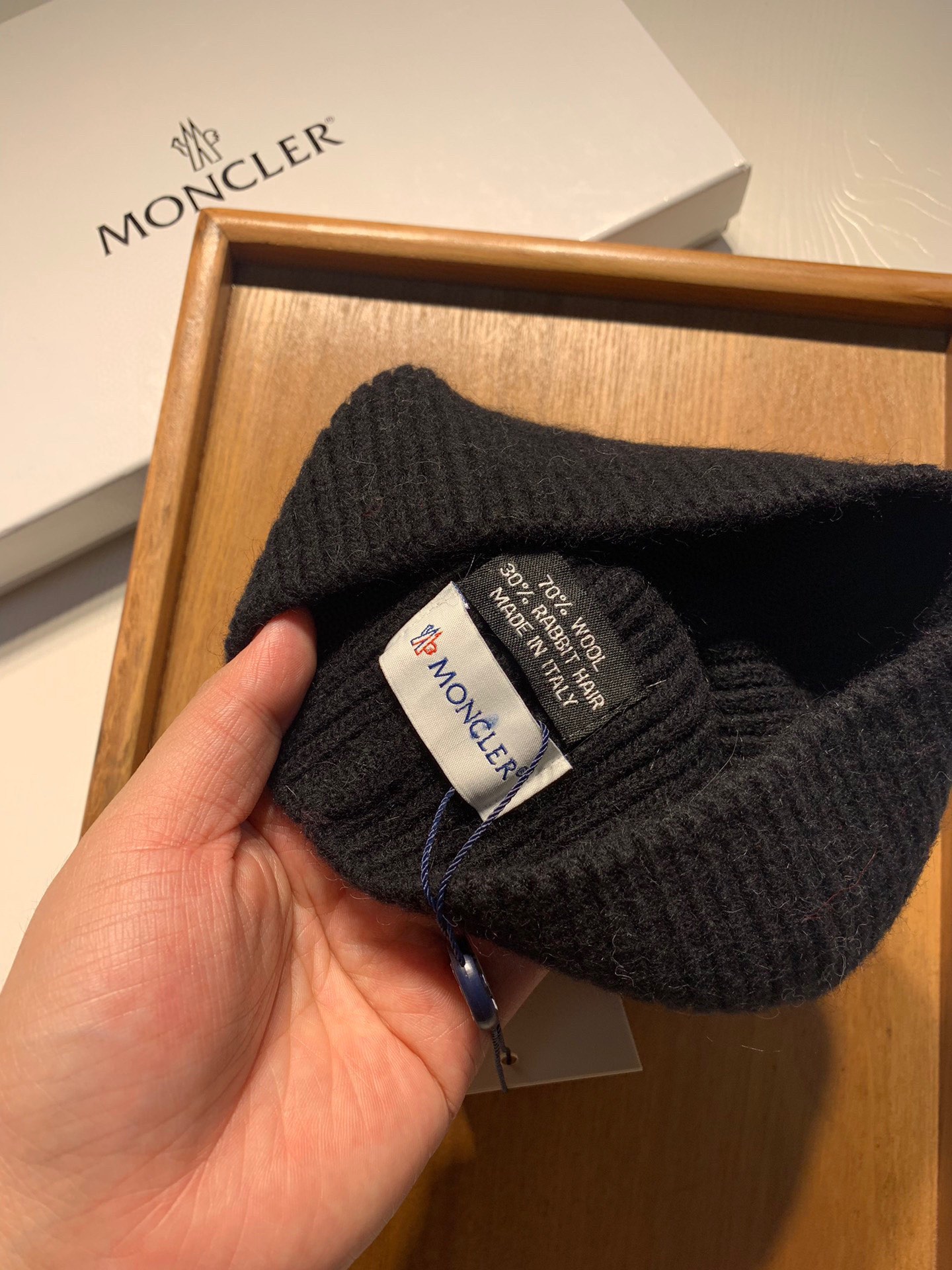 🌹。蒙口。【羊毛单帽】客供小羊毛！珍贵典藏的灵魂帽子！客供色纱.每个颜色都非常好看！经典！手感软腻.70