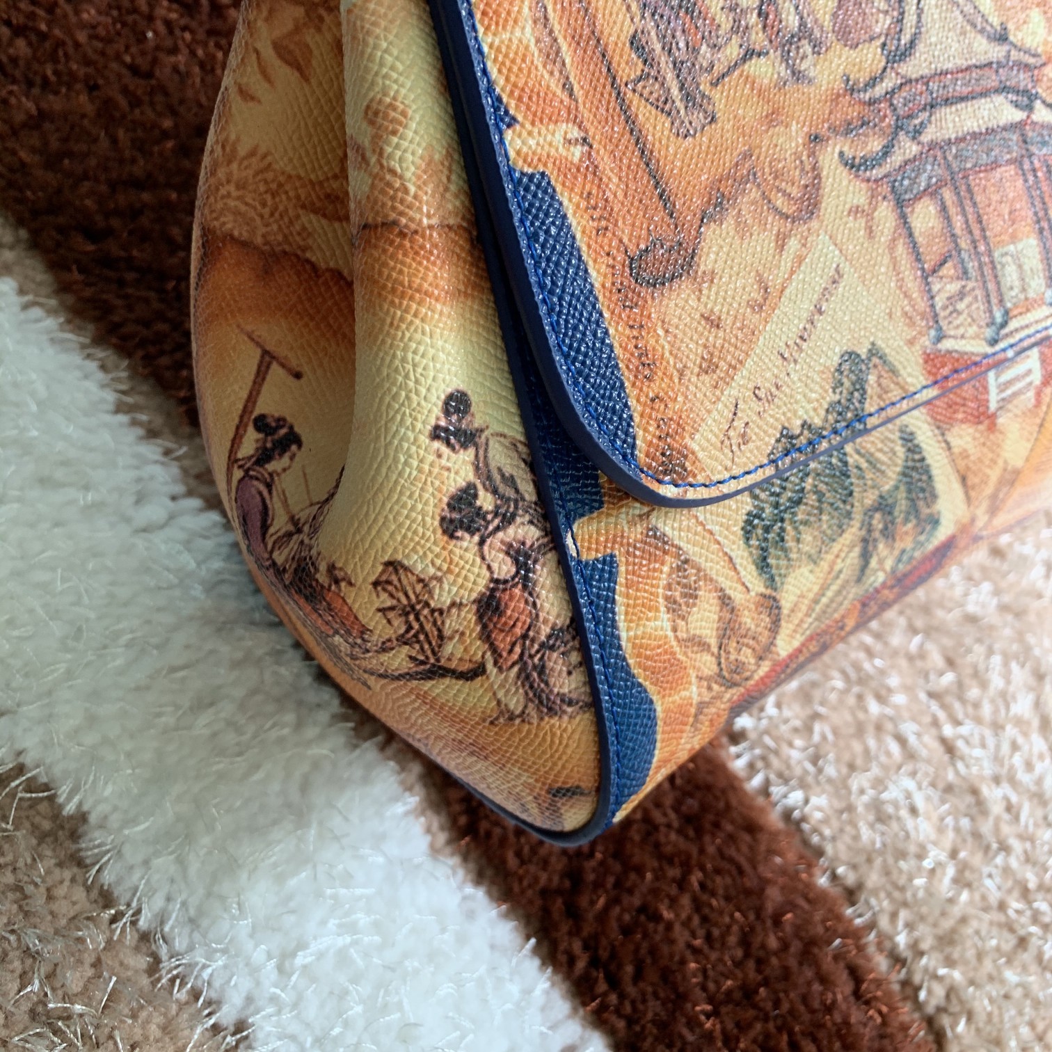 Dolce&Gabbana杜嘉班纳明星同款斜挎包可斜挎配镜子海外代购专用品有范有气场全新包型任何搭配都可