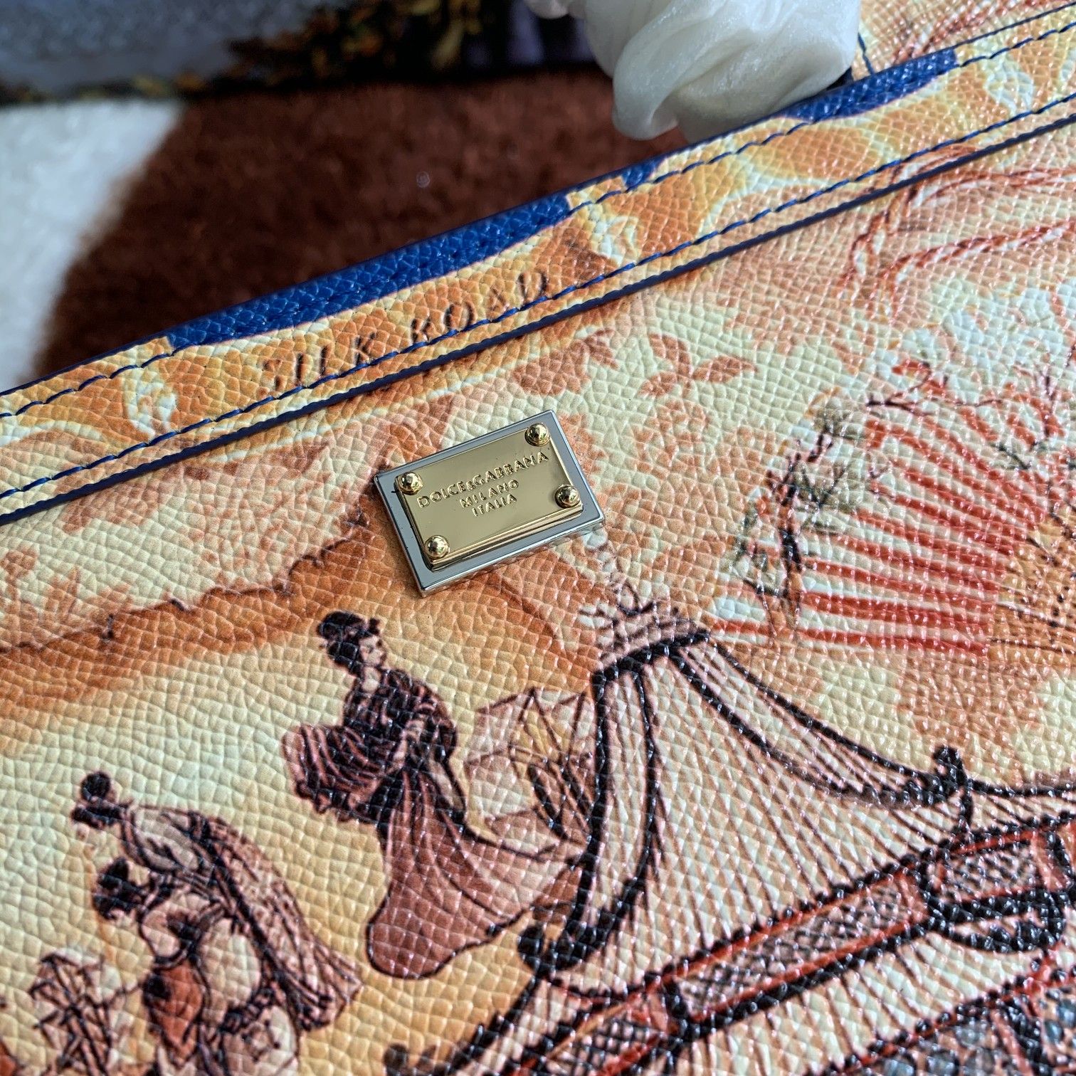 Dolce&Gabbana杜嘉班纳明星同款斜挎包可斜挎配镜子海外代购专用品有范有气场全新包型任何搭配都可