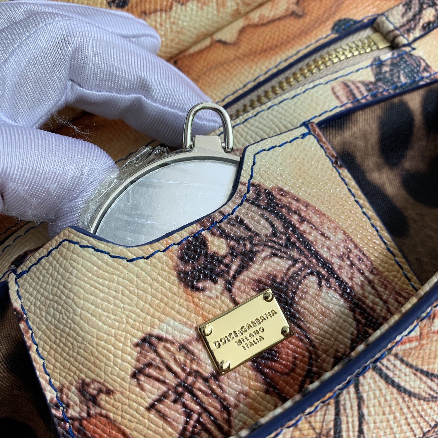 Dolce&Gabbana杜嘉班纳明星同款斜挎包可斜挎配镜子海外代购专用品有范有气场全新包型任何搭配都可