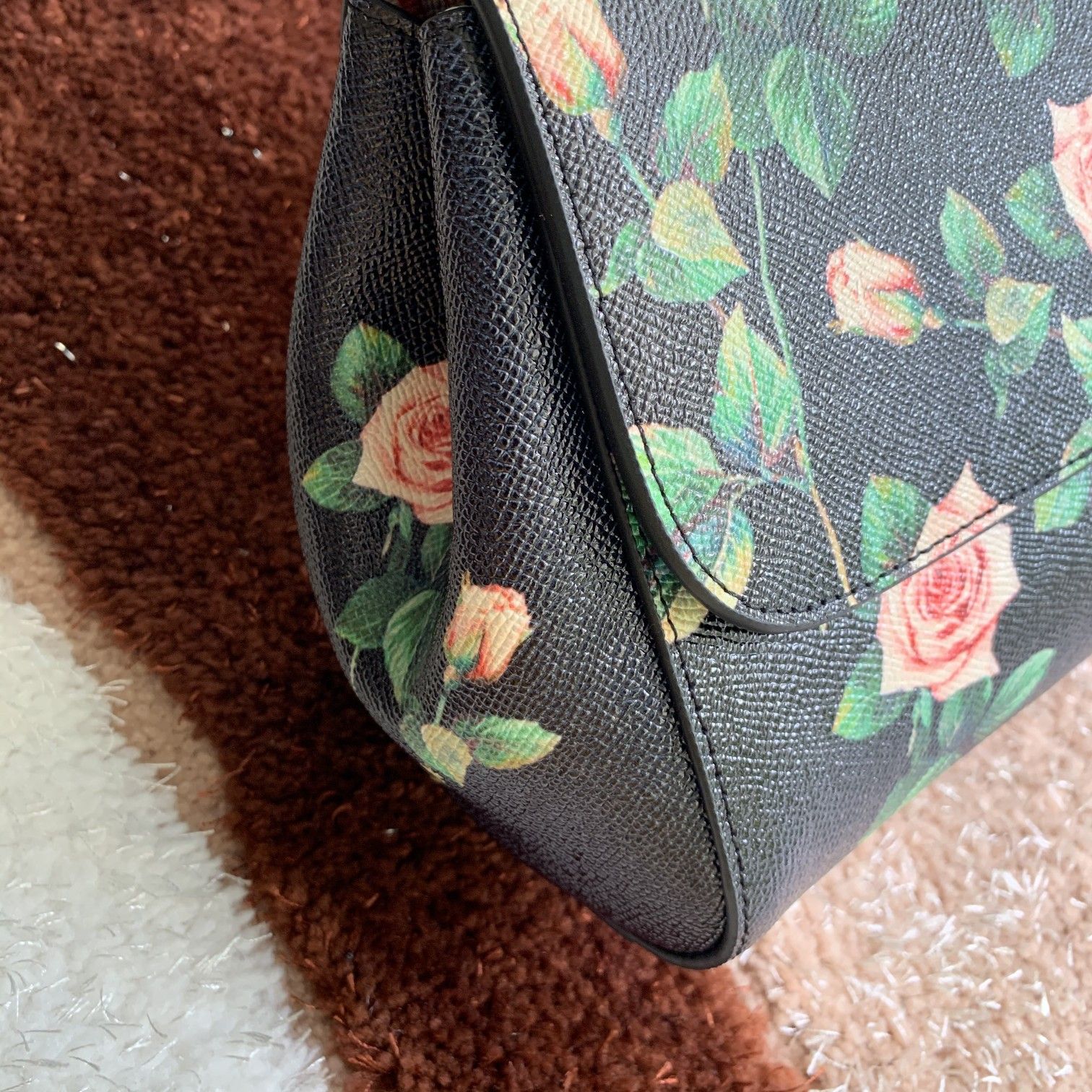 Dolce&Gabbana杜嘉班纳明星同款斜挎包可斜挎配镜子海外代购专用品有范有气场全新包型任何搭配都可