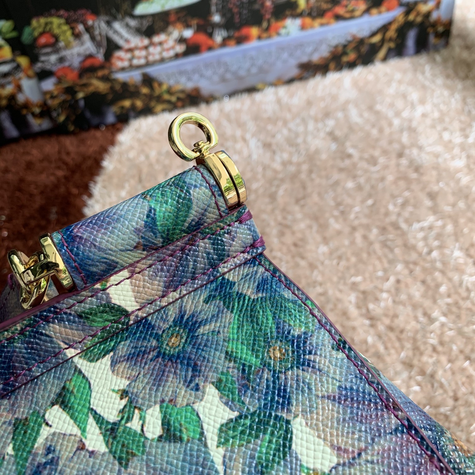 Dolce&Gabbana杜嘉班纳明星同款斜挎包可斜挎配镜子海外代购专用品有范有气场全新包型任何搭配都可