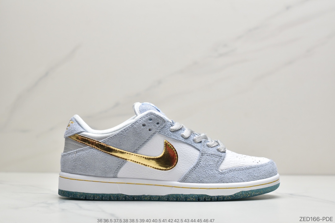 260 Sean Cliver x Nike SB Dunk Low Pro”White/Psychic Blue-Metallic Gold”扣篮系列低休帮闲运动板滑板鞋“雾霾蓝金白钩水晶底” DC9936-100
