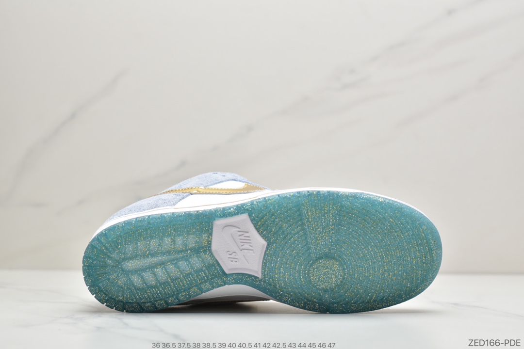 260 Sean Cliver x Nike SB Dunk Low Pro”White/Psychic Blue-Metallic Gold”扣篮系列低休帮闲运动板滑板鞋“雾霾蓝金白钩水晶底” DC9936-100