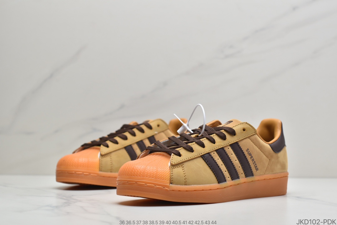 160 公司级头层软底Adidas三叶草Superstar贝壳头头层皮软蓝底情侣小麦色贝壳头板鞋FZ1947