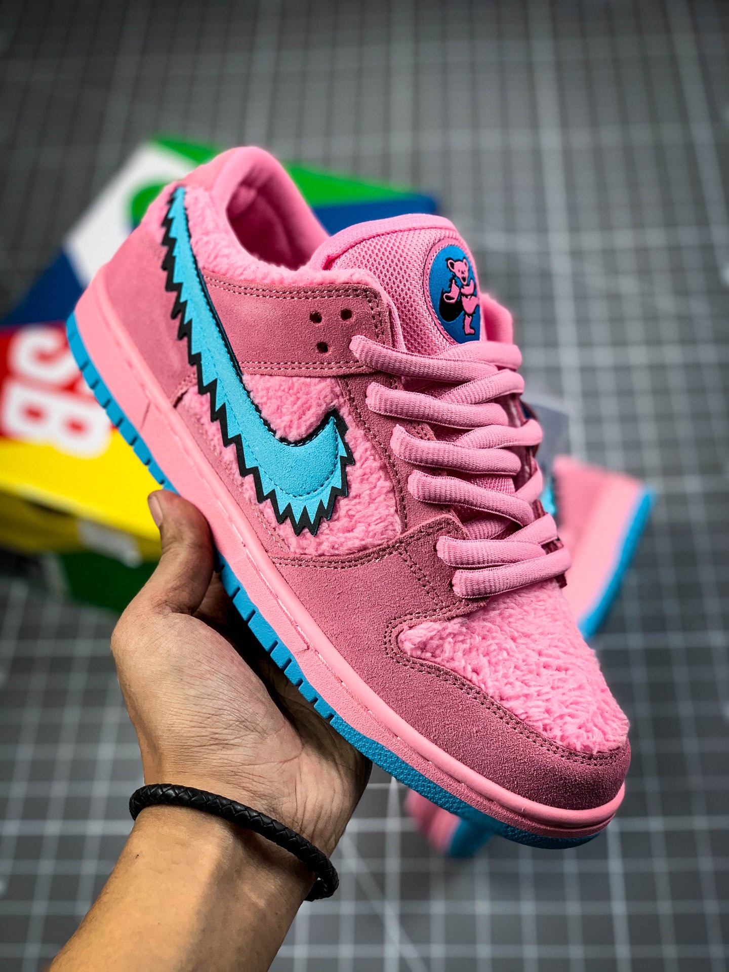 福利特价160 Grateful Dead X Nike SB Dunk L OW “Yellow Bear”黄蓝小熊 货号：CJ5378-700
