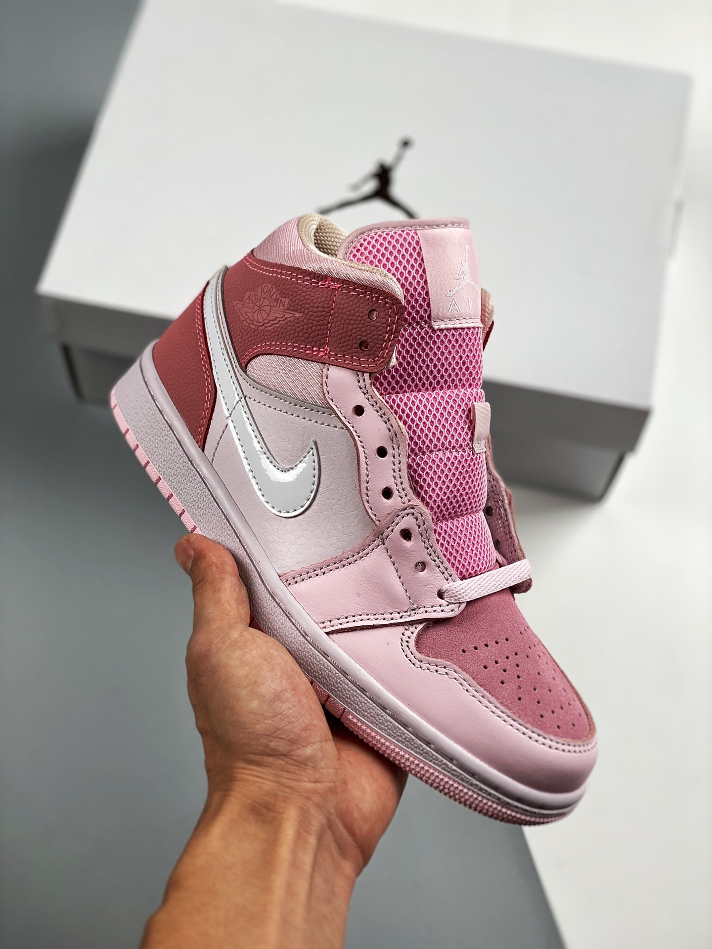 Nivel de zapatos desnudos originales, el producto de la más alta artesanía en el mercado 💯 Air Jordan 1 Mid "Digital P…
