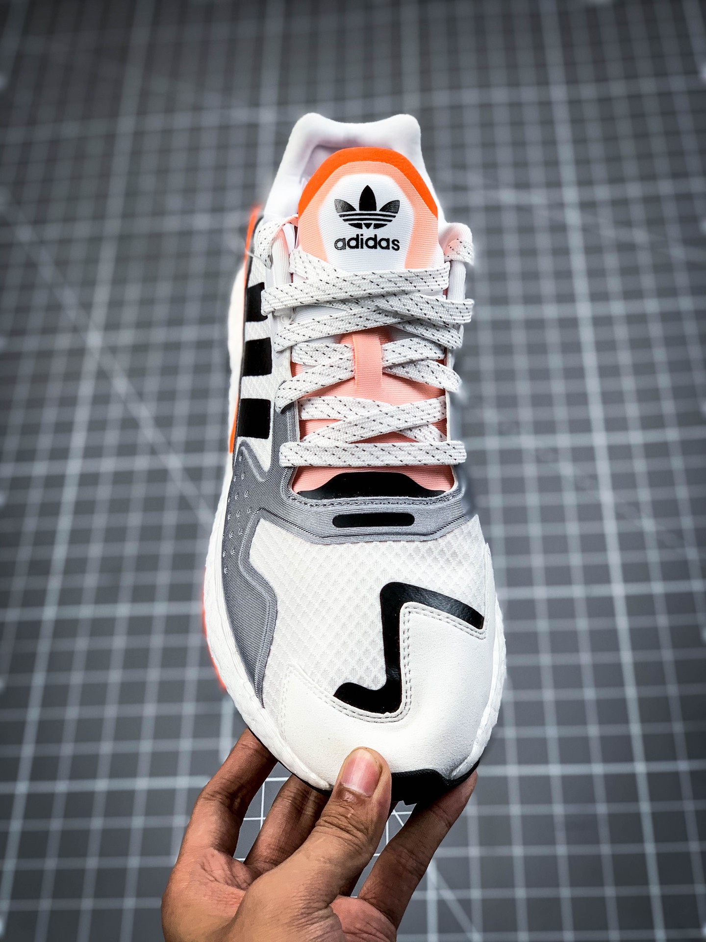 200 阿迪达斯日行者跑步运动鞋 FY3012 adidas orginals Day Jogger441
