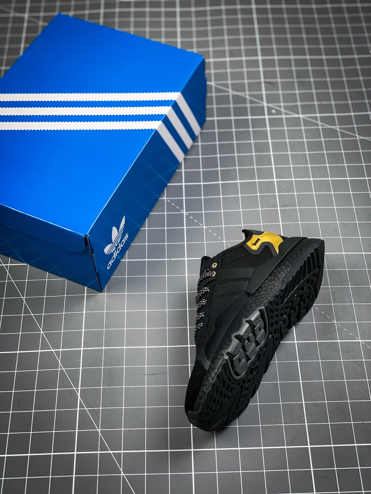 180 AD Nite Jogger 2019 Boost 三叶草 联名夜行者 FW6148