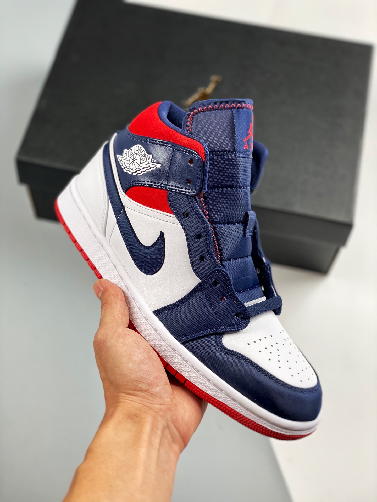 Nivel de zapatos desnudos originales, el producto de la más alta artesanía en el mercado 💯 Air Jordan 1 Mid SE "USA" E…