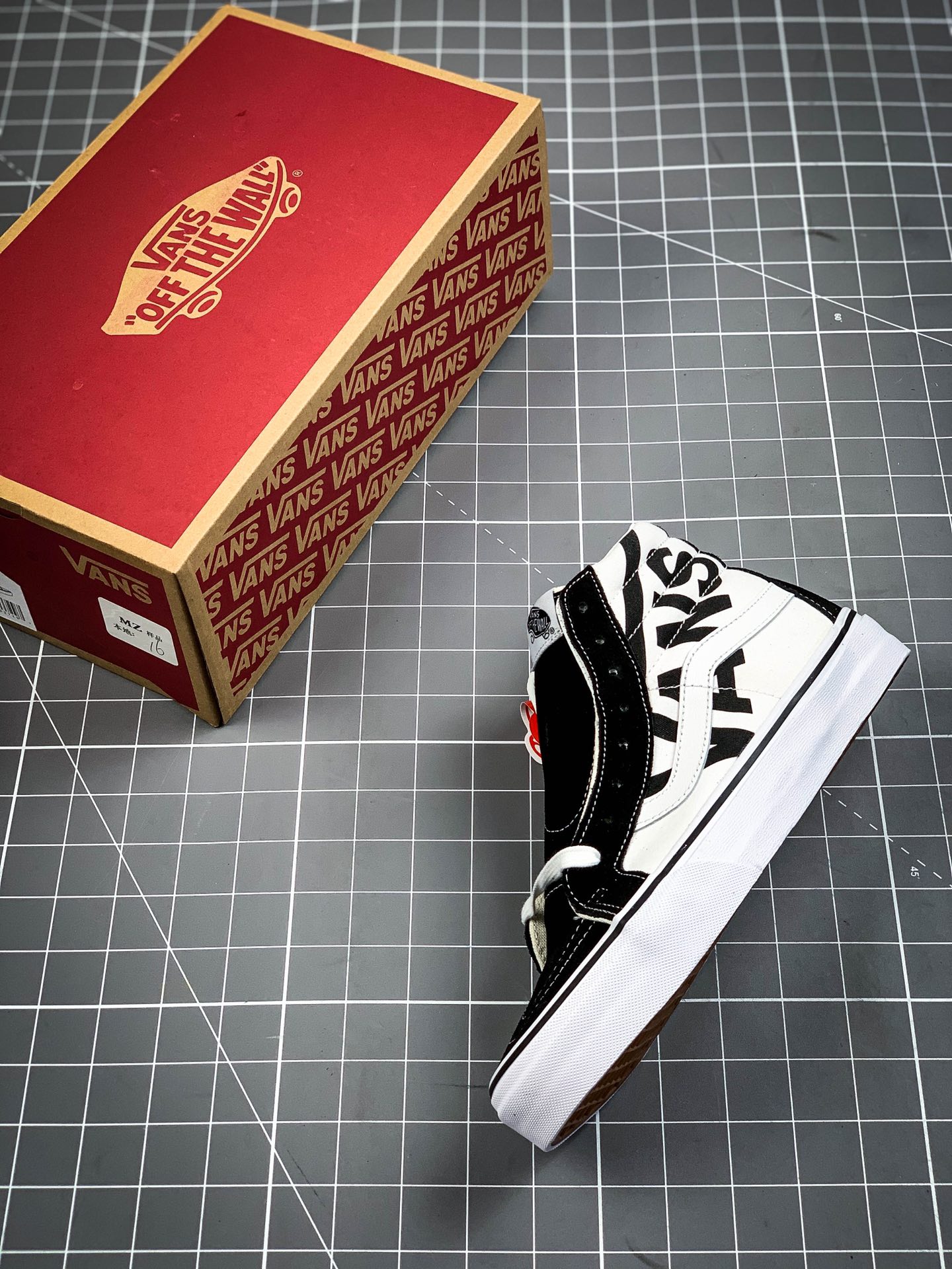 160 Vans SK8-Hi Vault OG万斯  高帮硫化帆布鞋 此番Vans带来最新配色VN0A4BVBOIF