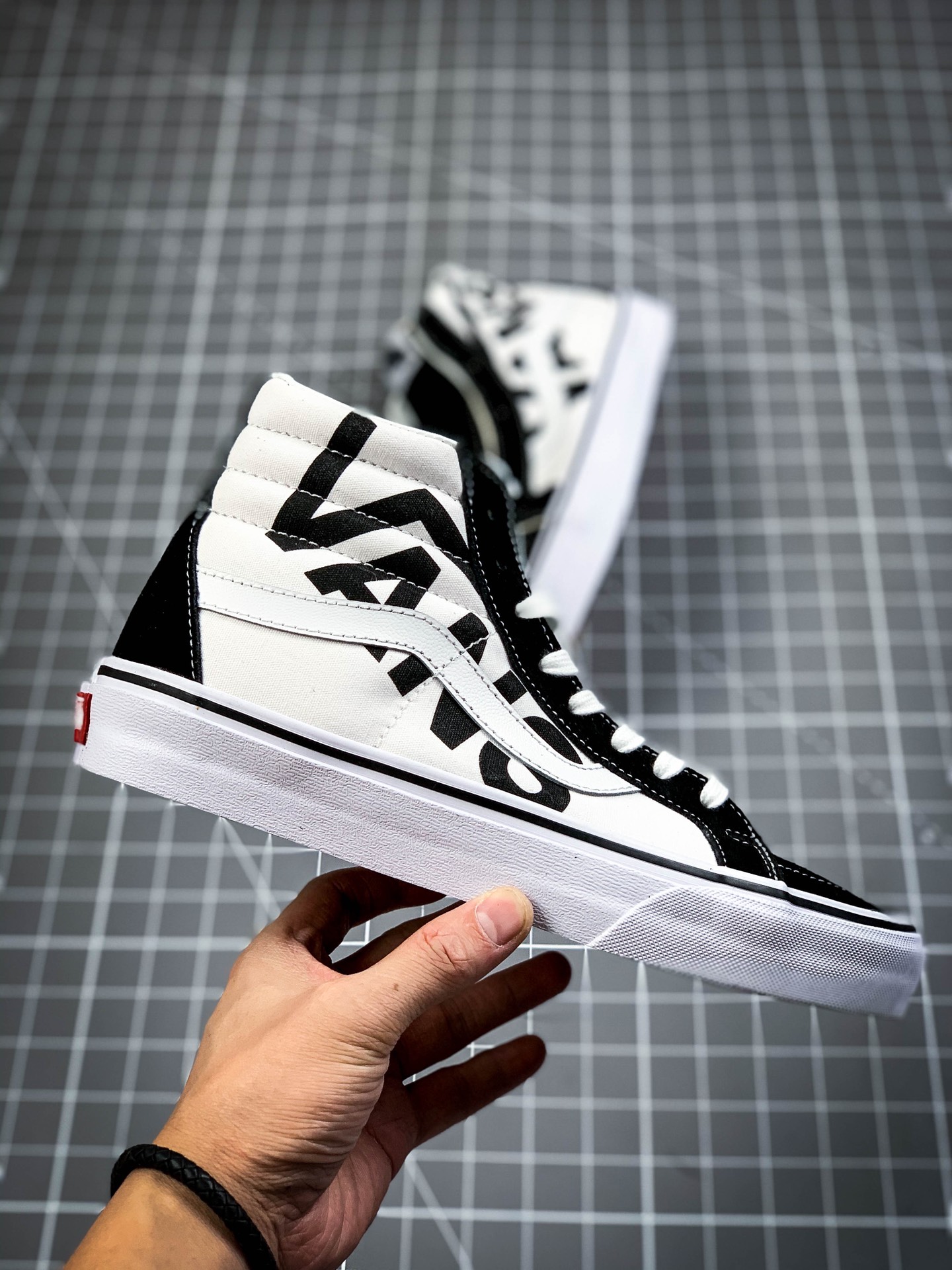 160 Vans SK8-Hi Vault OG万斯  高帮硫化帆布鞋 此番Vans带来最新配色VN0A4BVBOIF