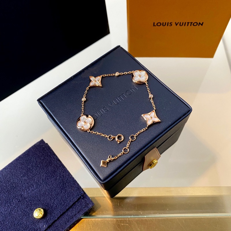 Louis Vuitton White Mother-of-Pearl Four-Motif Bracelet - Comprehensive