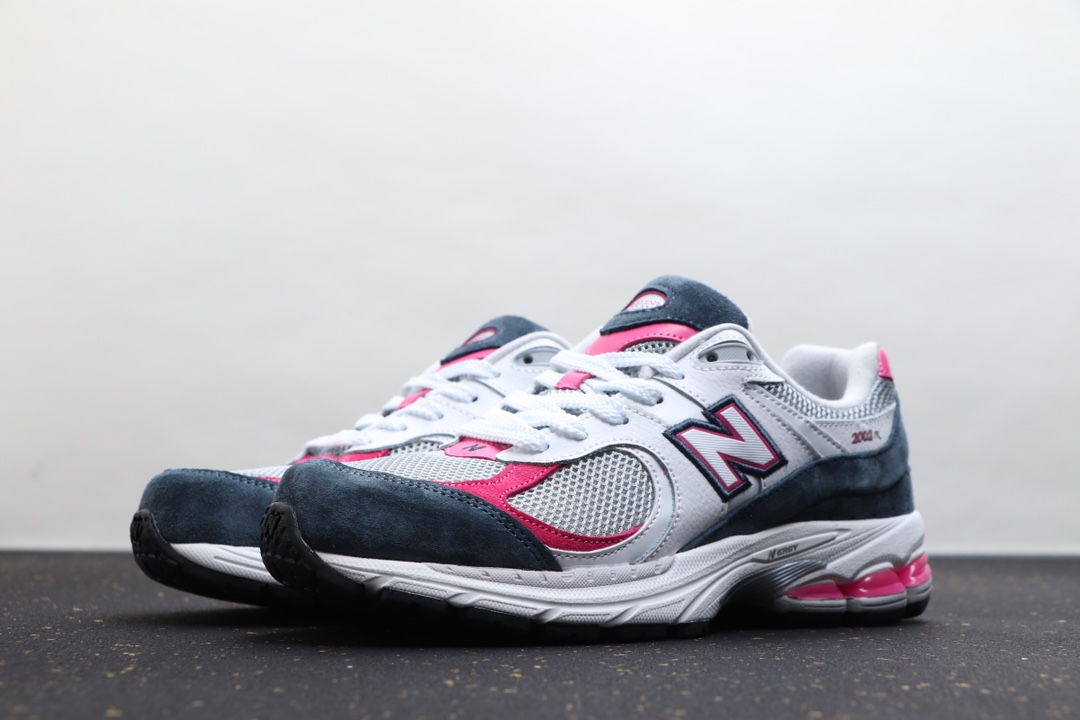 new balance m2002