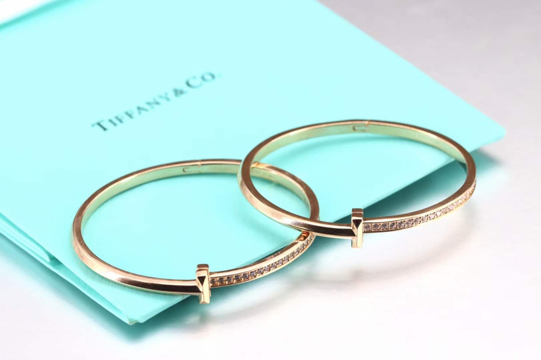 Tiffany & Co. Tiffany&Co. T1系列 无可替代窄式手镯