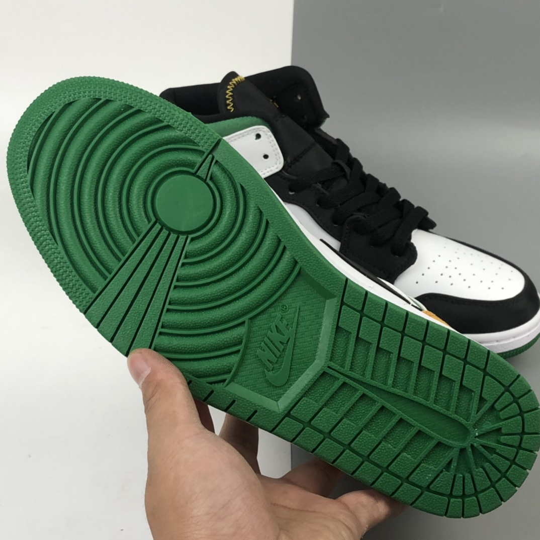 260 Air Jordan 1 Mid AJ1 乔1 中帮百搭休闲运动板鞋 852542-101