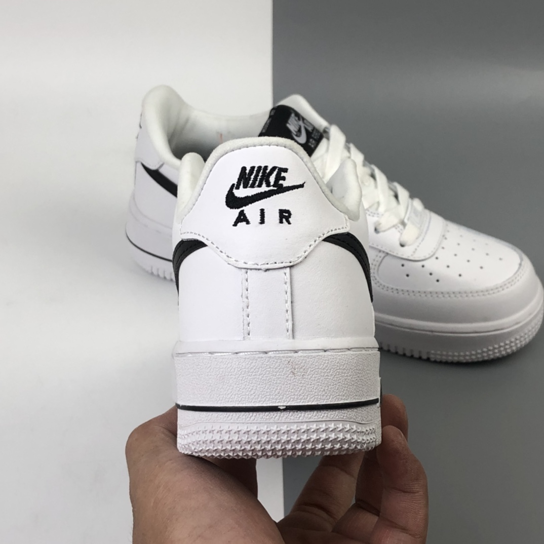 180 Nike M AF 1-1 UPSTEP 空军一号低帮 白黑勾 CT7724-100