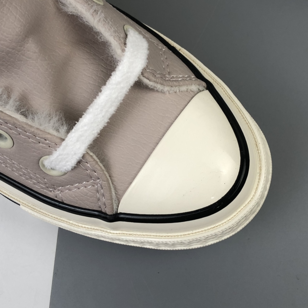 150 加绒款 Converse Chuck 70s 匡威浅粉皮面高帮休闲板鞋 569514C
