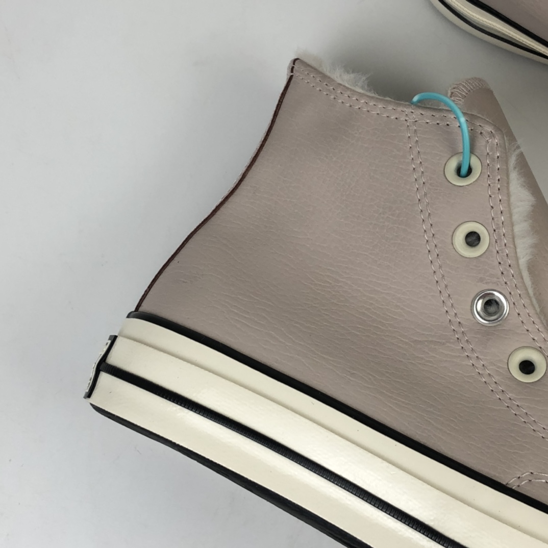 150 加绒款 Converse Chuck 70s 匡威浅粉皮面高帮休闲板鞋 569514C