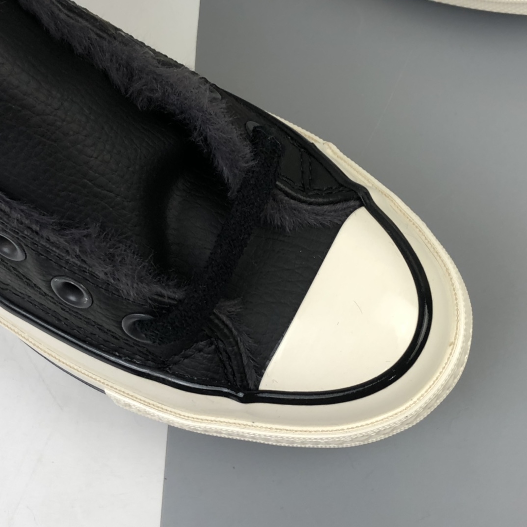 150 加绒款 Converse Chuck 70s 匡威黑白皮面高帮休闲板鞋 569516C