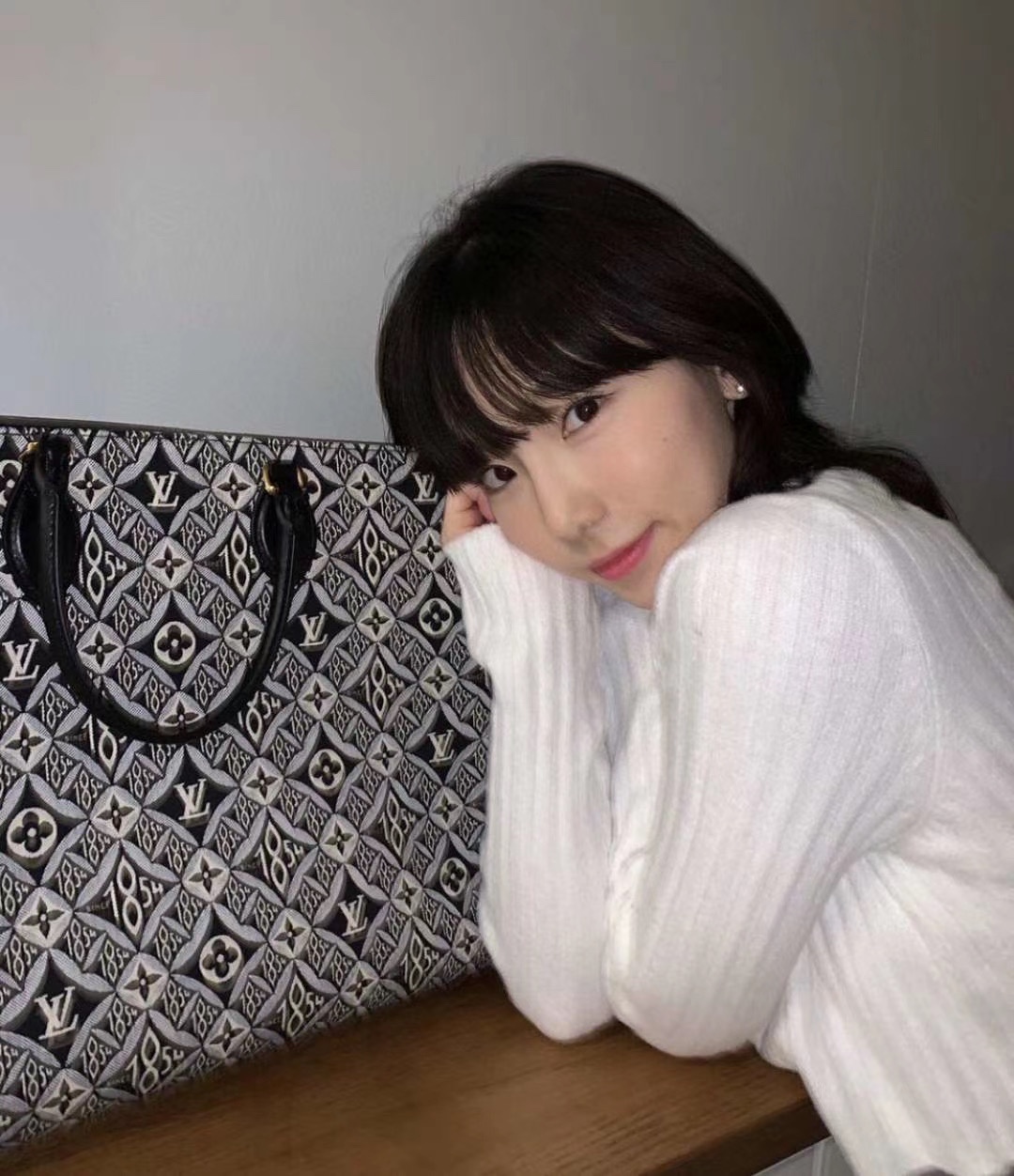 NO:396301,57207 upper body picture, LV [original skin], louis vuitton1986090957207上身图,LV【原厂皮】,louis vuitton,Bag