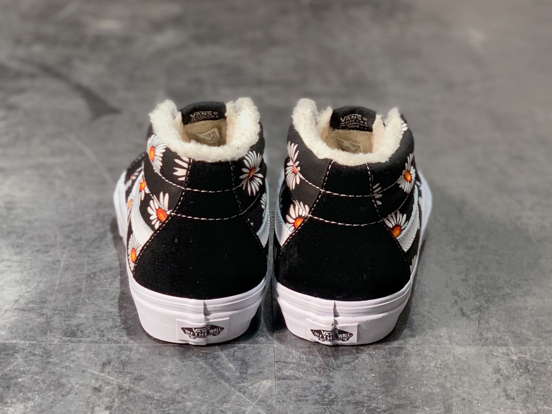 150 Vans SK8-Mid 小雏菊 入冬加棉保暖款权志龙GD曾在他上脚的Vans上画了小雏菊火了起来