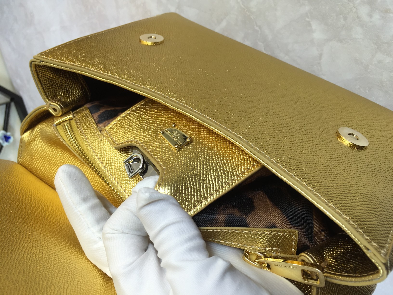 Luxury Platinum Gift Bags: Imported Palm-Grained Pelts with Original Hardware and Belts - 图片 9