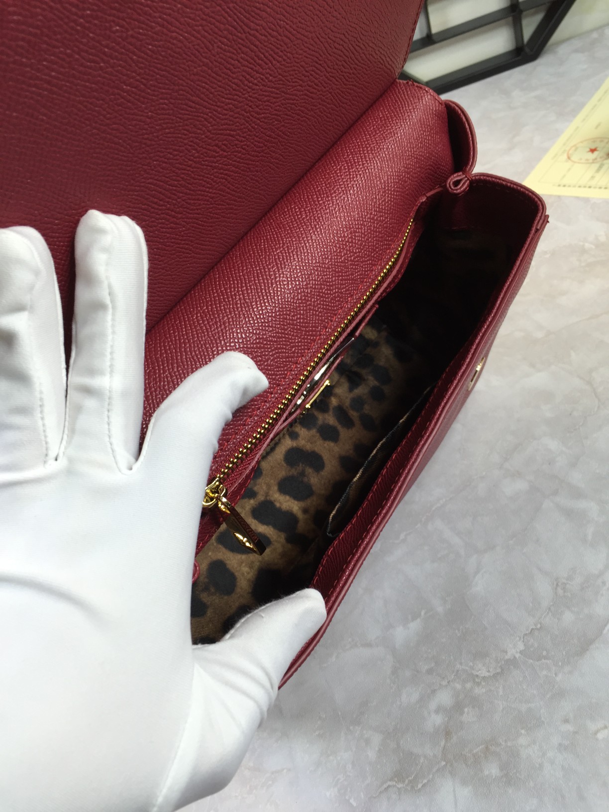 Luxury Platinum Gift Bags with Imported Palm-Grained Pelts and Original Hardware - 图片 8