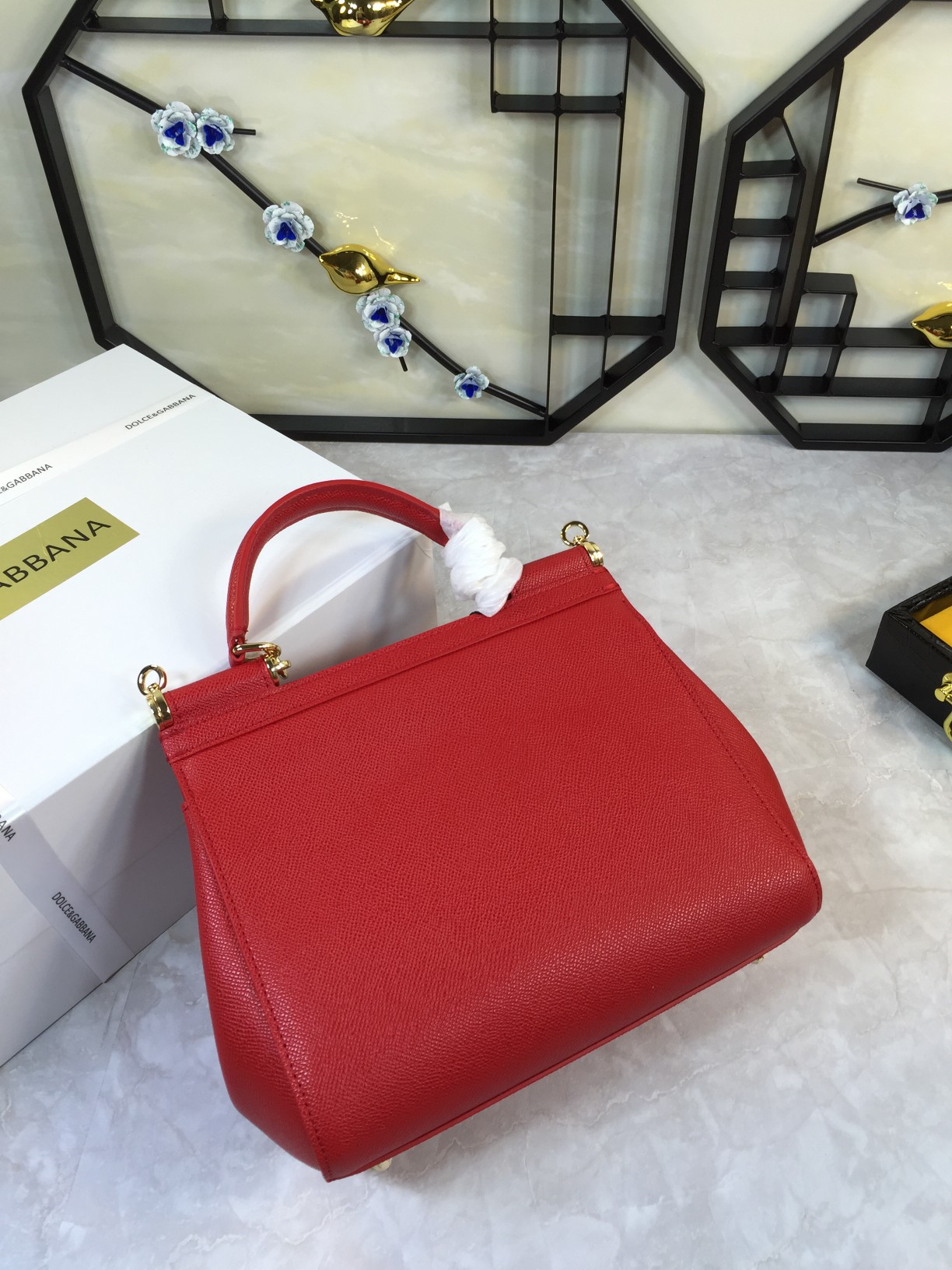 Luxurious Platinum Gift Bags with Imported Palm-Grained Pelts and Original Hardware - 图片 5