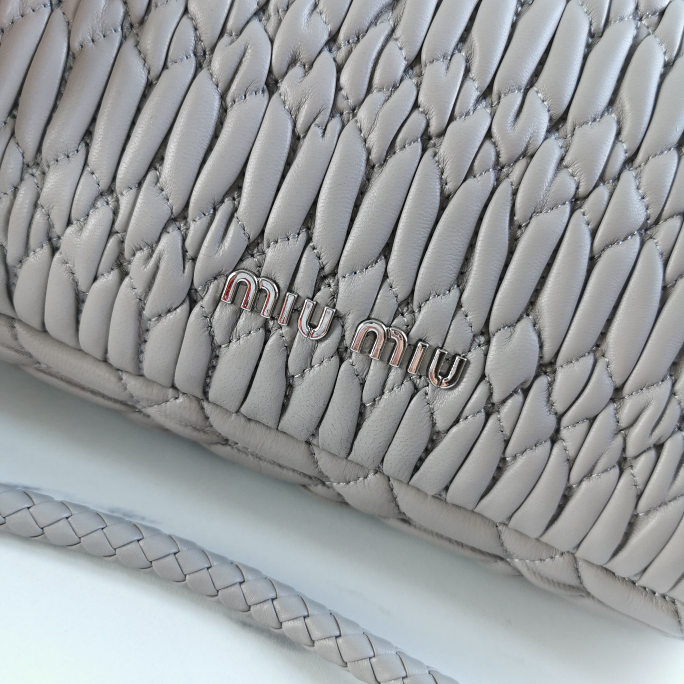 MIUMIU缪缪小提花皱褶凸纹压花钻石链条包5BD233