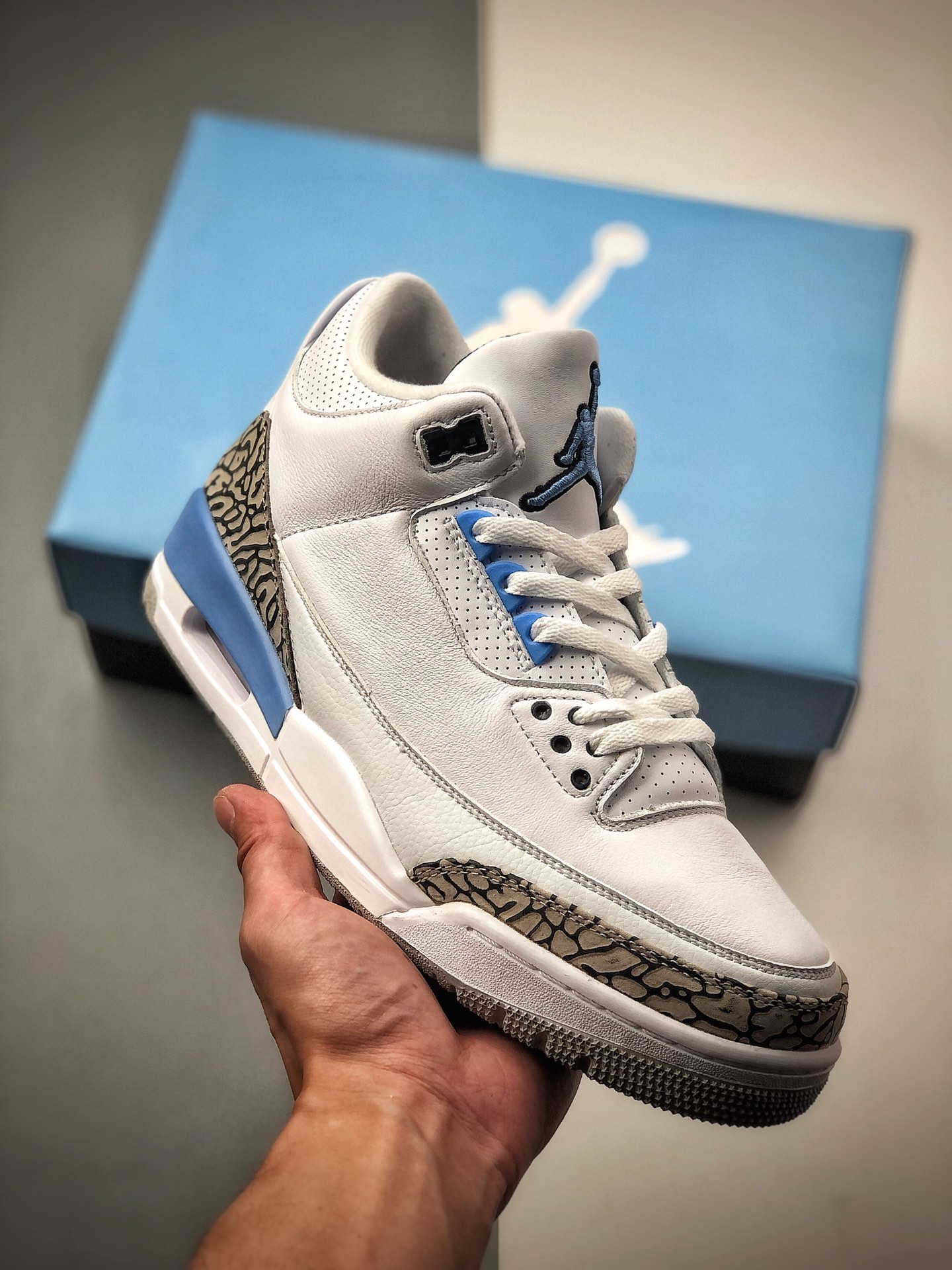 Air Jordan 3 Retro Carolina del Norte AJ3 Jordan 3 aj3乔3 Blanco Azul Blanco Azul Como el color UNC PE de la U…