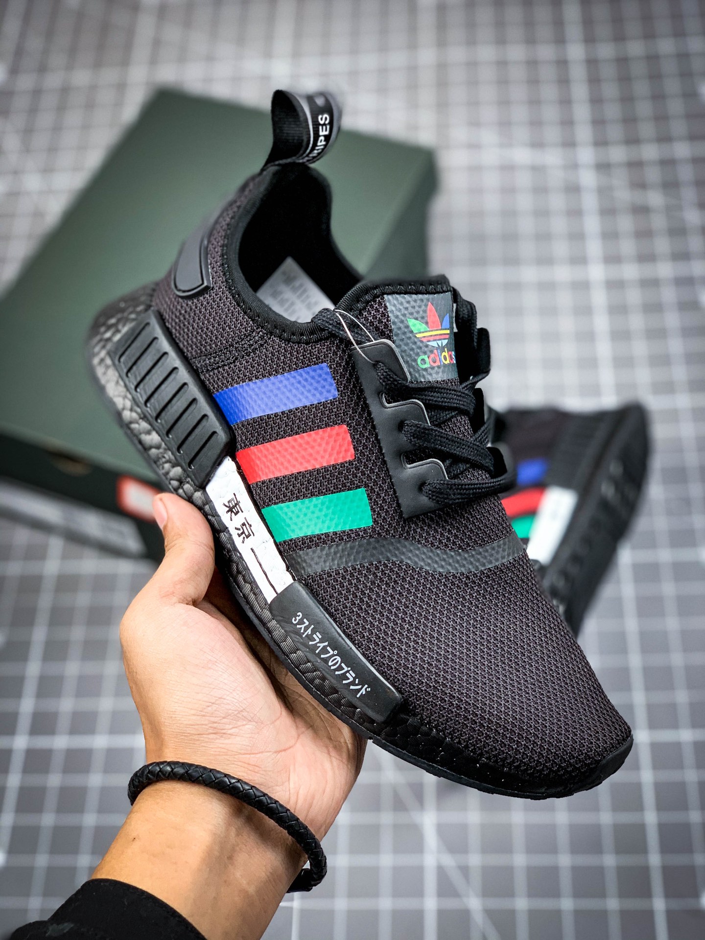 200 Adidas NMD _R1 虎扑版本 专柜同步FV9021