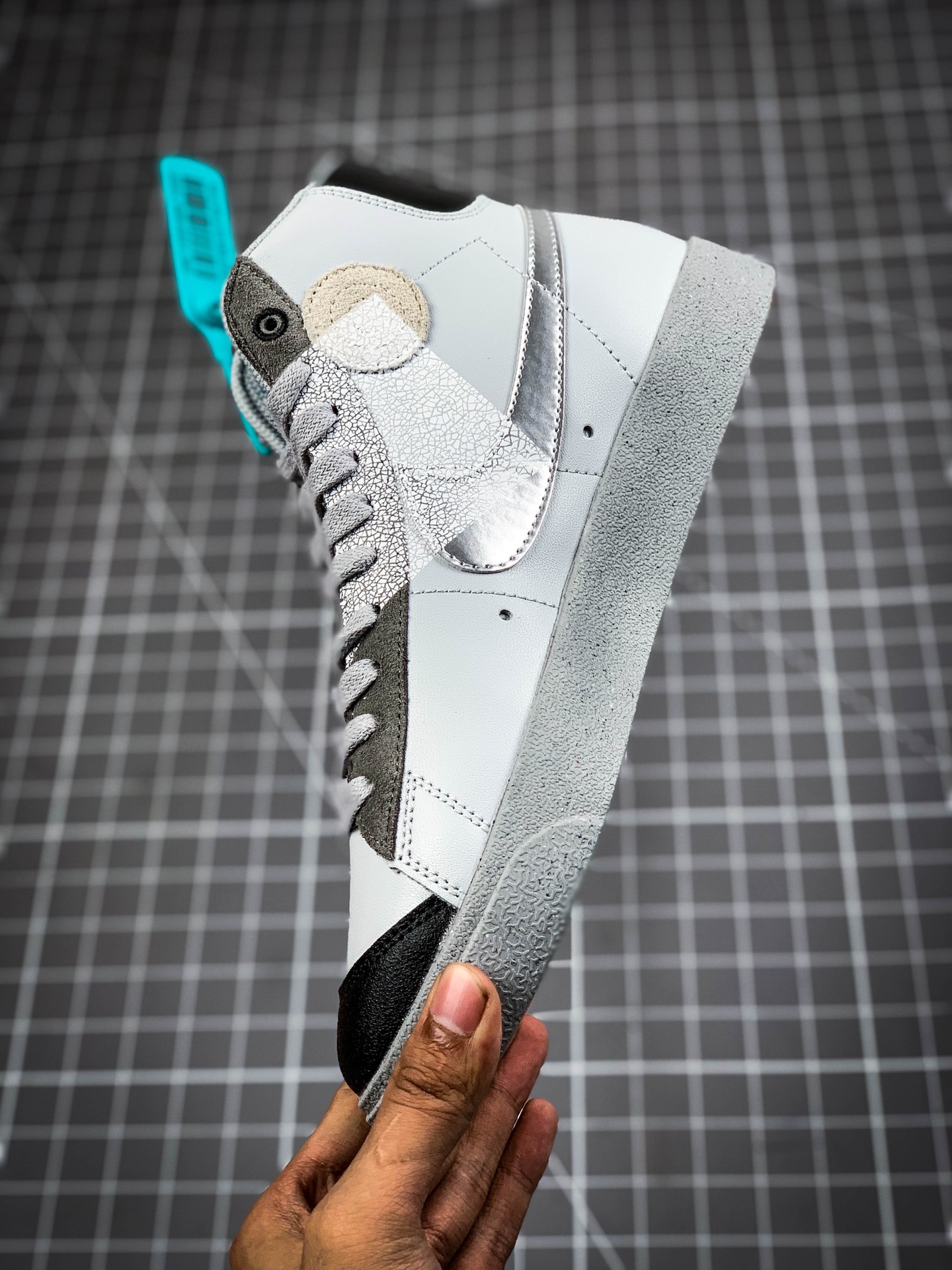 200  耐克 开拓者 这款以上海为主题的Blazer Mid 77 Vintage DC9170-001