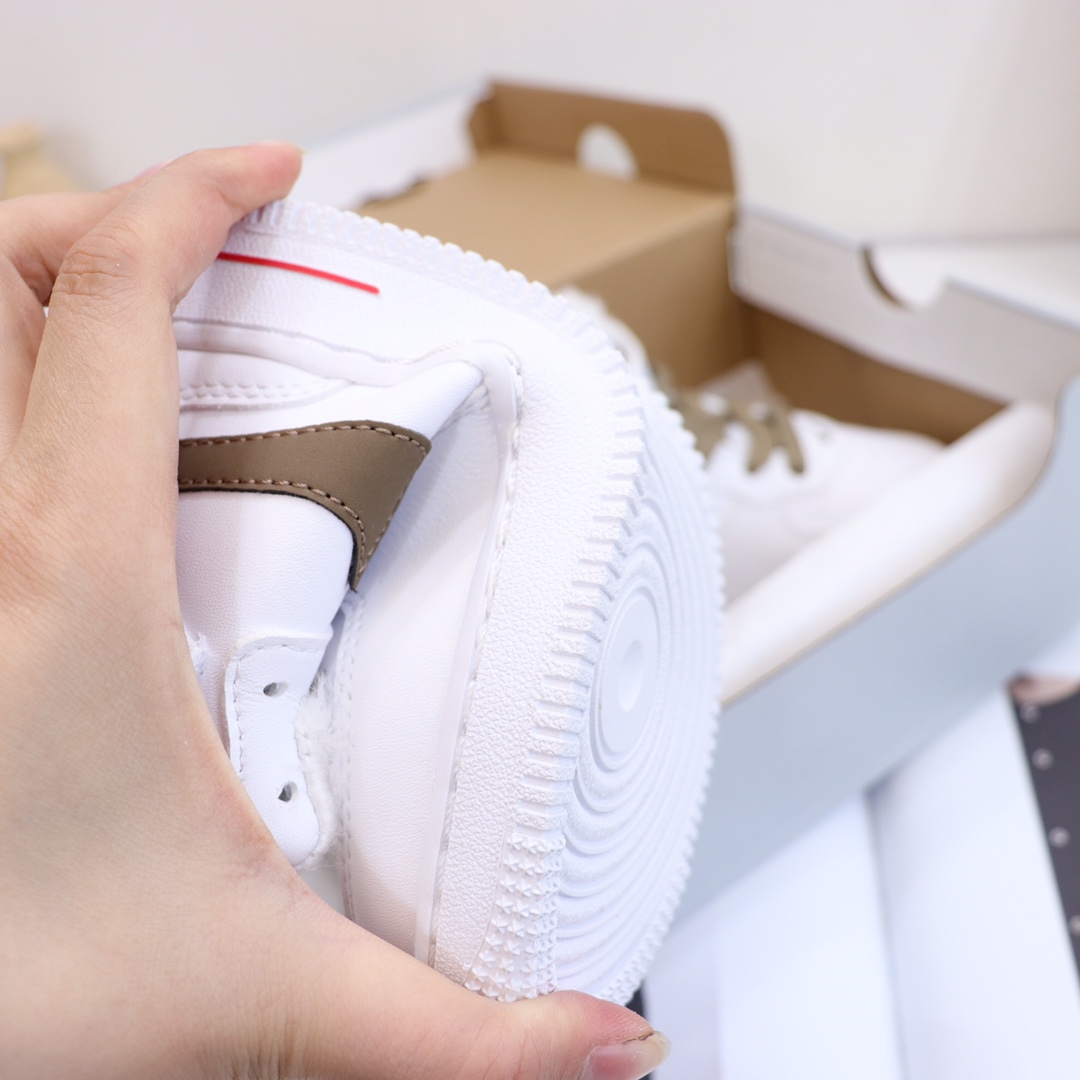 图片[9]-，号码26-37 ＮＫ加绒空军一号高帮童鞋 空军系列的高颜值，注定备受追捧！ 趣味十足，尽显潮流气息。💯运动感十足的AF1搭配青春系的颜色，清新帅气阳光朝气！非常适合活泼爱动的宝宝！除了鞋头没有加绒全鞋加绒✅鞋垫也是加绒🦶-选品中心