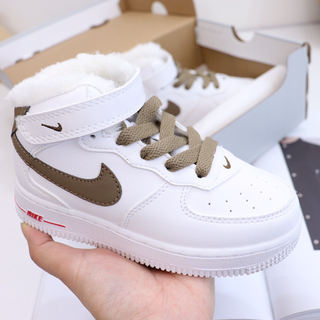 图片[7]-，号码26-37 ＮＫ加绒空军一号高帮童鞋 空军系列的高颜值，注定备受追捧！ 趣味十足，尽显潮流气息。💯运动感十足的AF1搭配青春系的颜色，清新帅气阳光朝气！非常适合活泼爱动的宝宝！除了鞋头没有加绒全鞋加绒✅鞋垫也是加绒🦶-选品中心