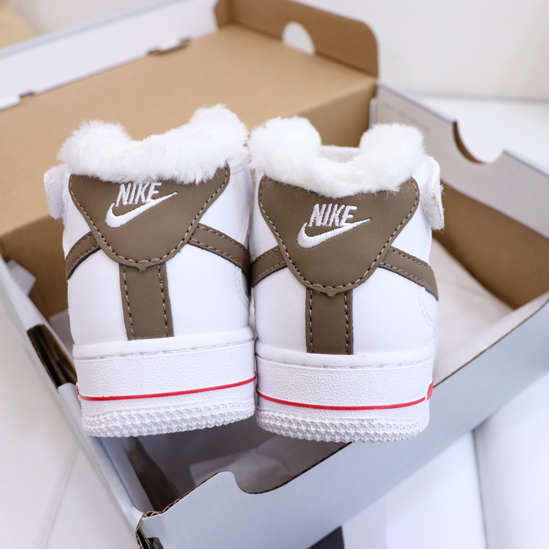 图片[5]-，号码26-37 ＮＫ加绒空军一号高帮童鞋 空军系列的高颜值，注定备受追捧！ 趣味十足，尽显潮流气息。💯运动感十足的AF1搭配青春系的颜色，清新帅气阳光朝气！非常适合活泼爱动的宝宝！除了鞋头没有加绒全鞋加绒✅鞋垫也是加绒🦶-选品中心