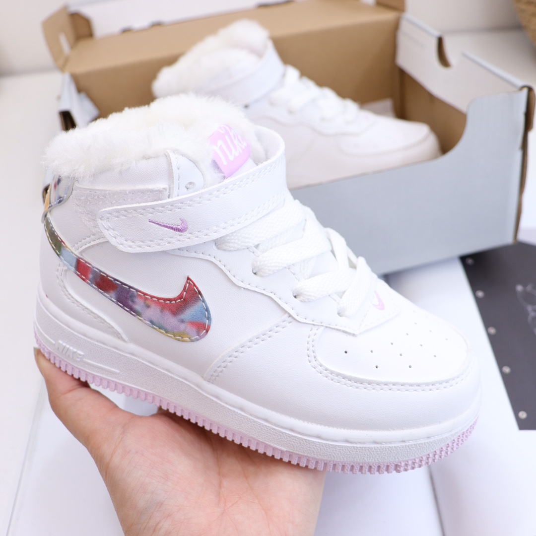 图片[7]-，号码26-37 ＮＫ加绒空军一号高帮童鞋 空军系列的高颜值，注定备受追捧！ 趣味十足，尽显潮流气息。💯运动感十足的AF1搭配青春系的颜色，清新帅气阳光朝气！非常适合活泼爱动的宝宝！除了鞋头没有加绒全鞋加绒✅鞋垫也是加绒🦶-选品中心