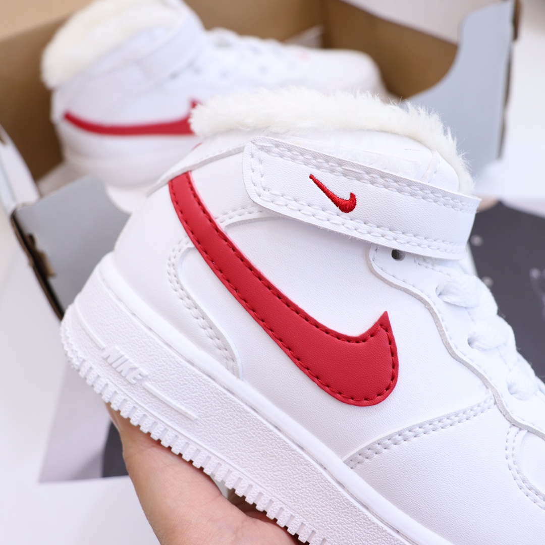 图片[9]-，号码26-37 ＮＫ加绒空军一号高帮童鞋 空军系列的高颜值，注定备受追捧！ 趣味十足，尽显潮流气息。💯运动感十足的AF1搭配青春系的颜色，清新帅气阳光朝气！非常适合活泼爱动的宝宝！除了鞋头没有加绒全鞋加绒✅鞋垫也是加绒🦶-选品中心