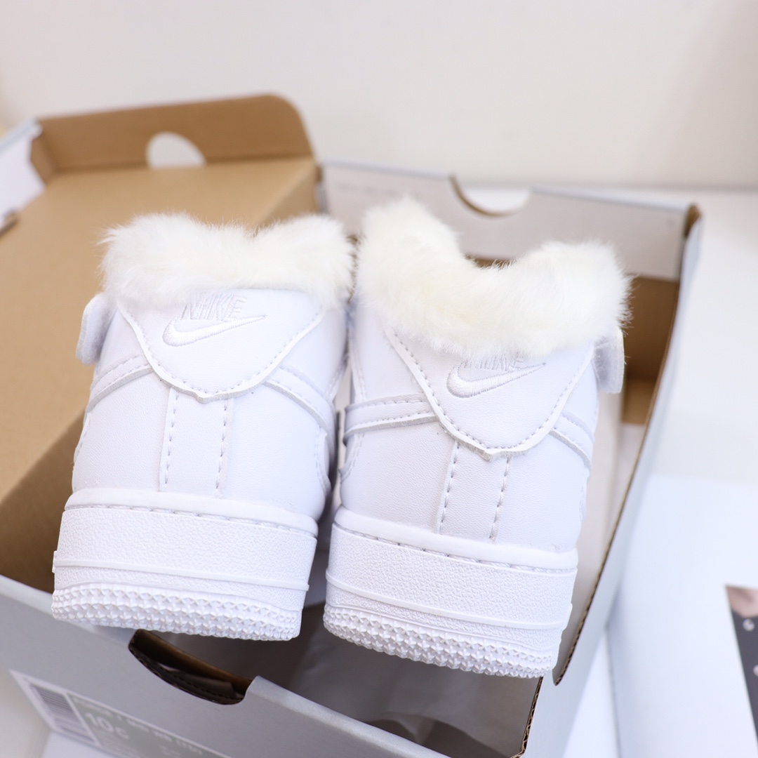 图片[5]-，号码26-37 ＮＫ加绒空军一号高帮童鞋 空军系列的高颜值，注定备受追捧！ 趣味十足，尽显潮流气息。💯运动感十足的AF1搭配青春系的颜色，清新帅气阳光朝气！非常适合活泼爱动的宝宝！除了鞋头没有加绒全鞋加绒✅鞋垫也是加绒🦶-选品中心