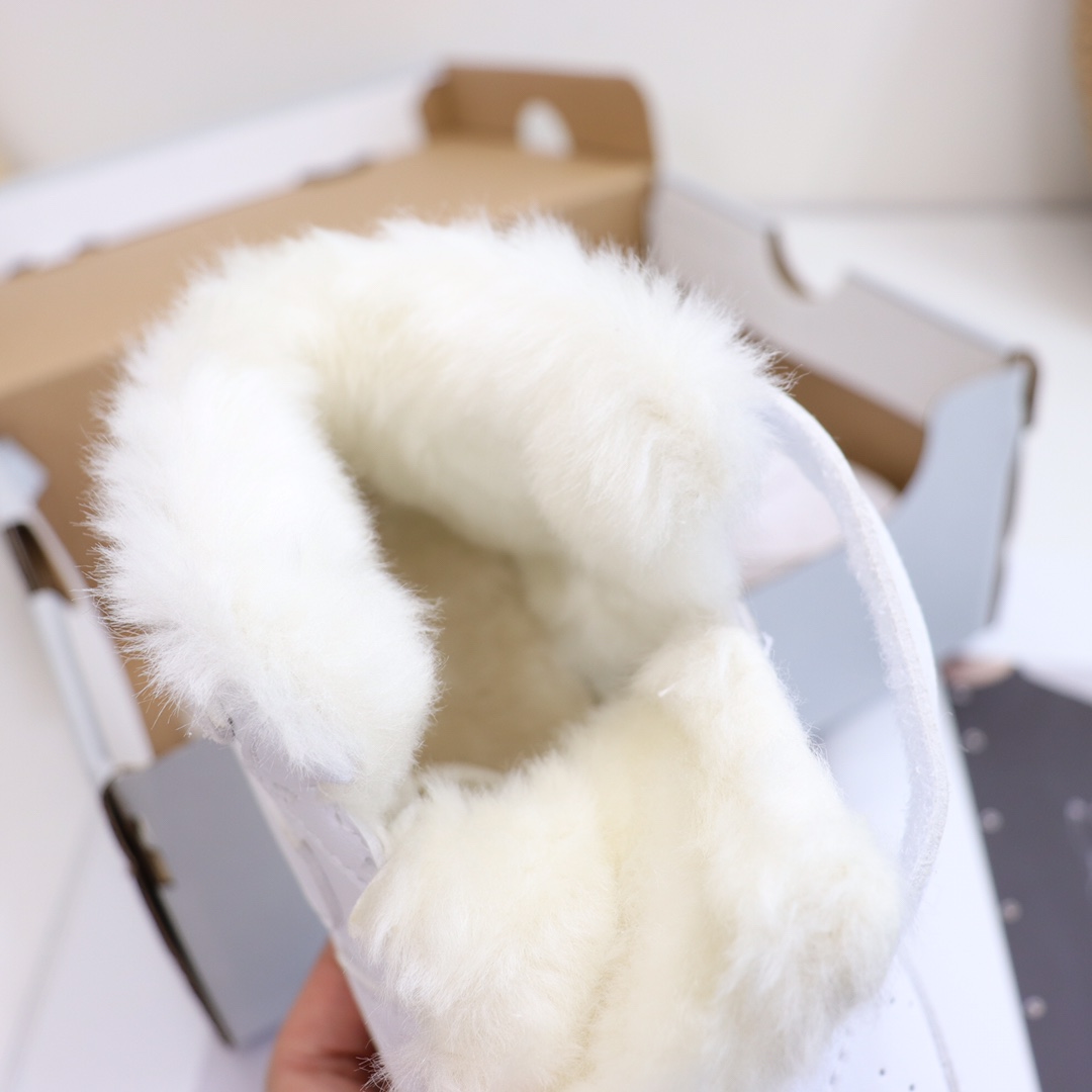 图片[8]-，号码26-37 ＮＫ加绒空军一号高帮童鞋 空军系列的高颜值，注定备受追捧！ 趣味十足，尽显潮流气息。💯运动感十足的AF1搭配青春系的颜色，清新帅气阳光朝气！非常适合活泼爱动的宝宝！除了鞋头没有加绒全鞋加绒✅鞋垫也是加绒🦶-选品中心