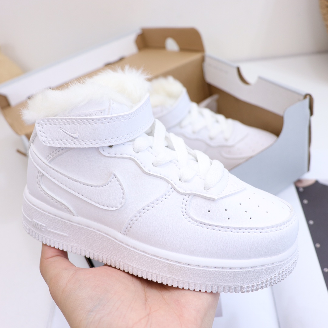 图片[7]-，号码26-37 ＮＫ加绒空军一号高帮童鞋 空军系列的高颜值，注定备受追捧！ 趣味十足，尽显潮流气息。💯运动感十足的AF1搭配青春系的颜色，清新帅气阳光朝气！非常适合活泼爱动的宝宝！除了鞋头没有加绒全鞋加绒✅鞋垫也是加绒🦶-选品中心