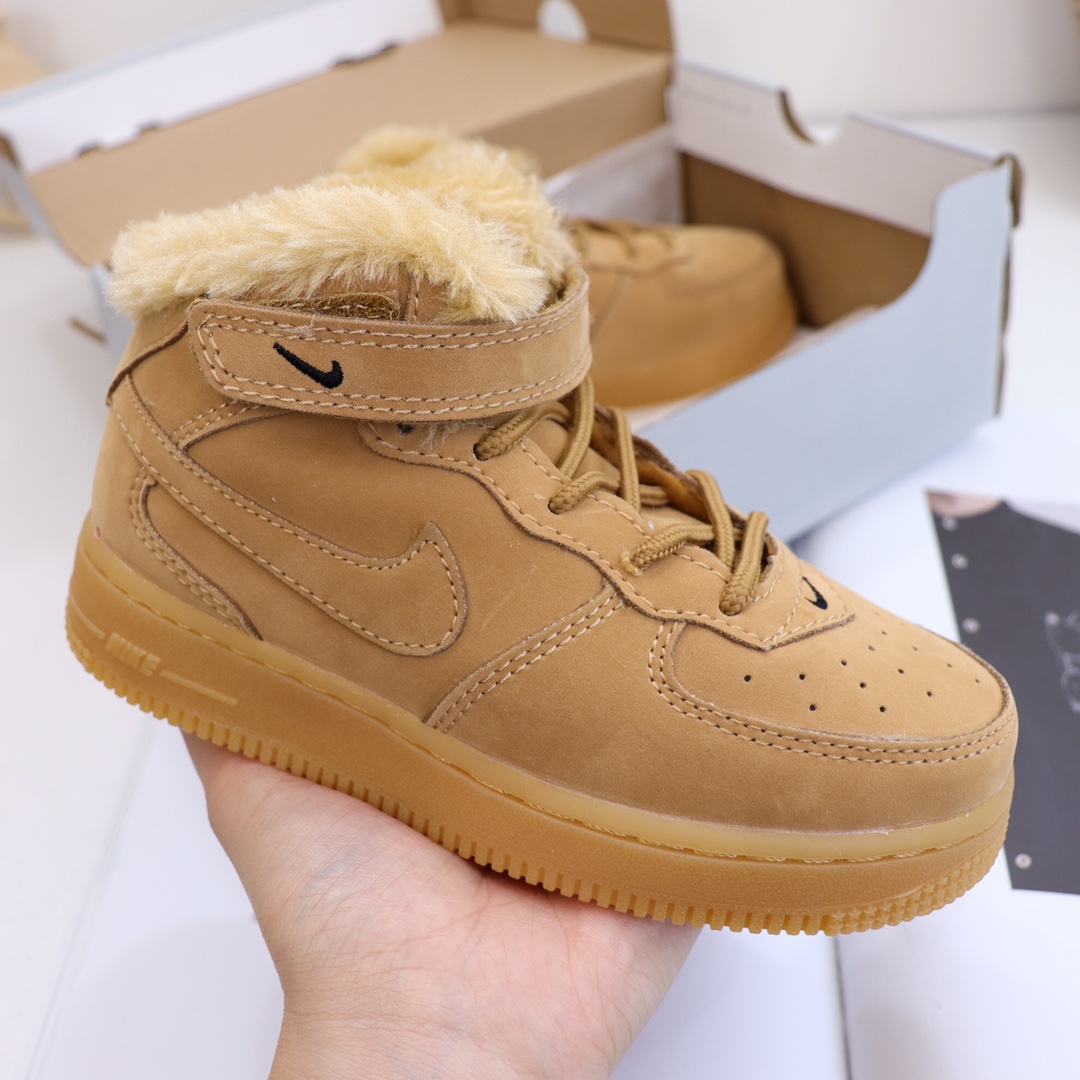 图片[7]-，号码26-37 ＮＫ加绒空军一号高帮童鞋 空军系列的高颜值，注定备受追捧！ 趣味十足，尽显潮流气息。💯运动感十足的AF1搭配青春系的颜色，清新帅气阳光朝气！非常适合活泼爱动的宝宝！除了鞋头没有加绒全鞋加绒✅鞋垫也是加绒🦶-选品中心