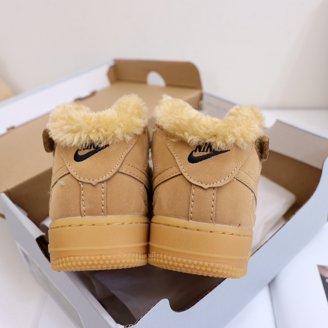 图片[5]-，号码26-37 ＮＫ加绒空军一号高帮童鞋 空军系列的高颜值，注定备受追捧！ 趣味十足，尽显潮流气息。💯运动感十足的AF1搭配青春系的颜色，清新帅气阳光朝气！非常适合活泼爱动的宝宝！除了鞋头没有加绒全鞋加绒✅鞋垫也是加绒🦶-选品中心