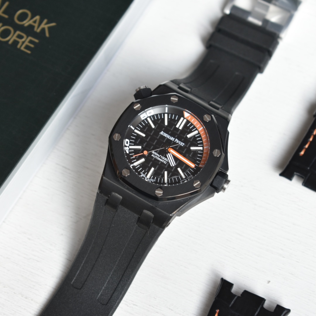 Audemars Piguet 皇家橡树离岸型 男士全自动机械腕表皮带,包,男,手表 3