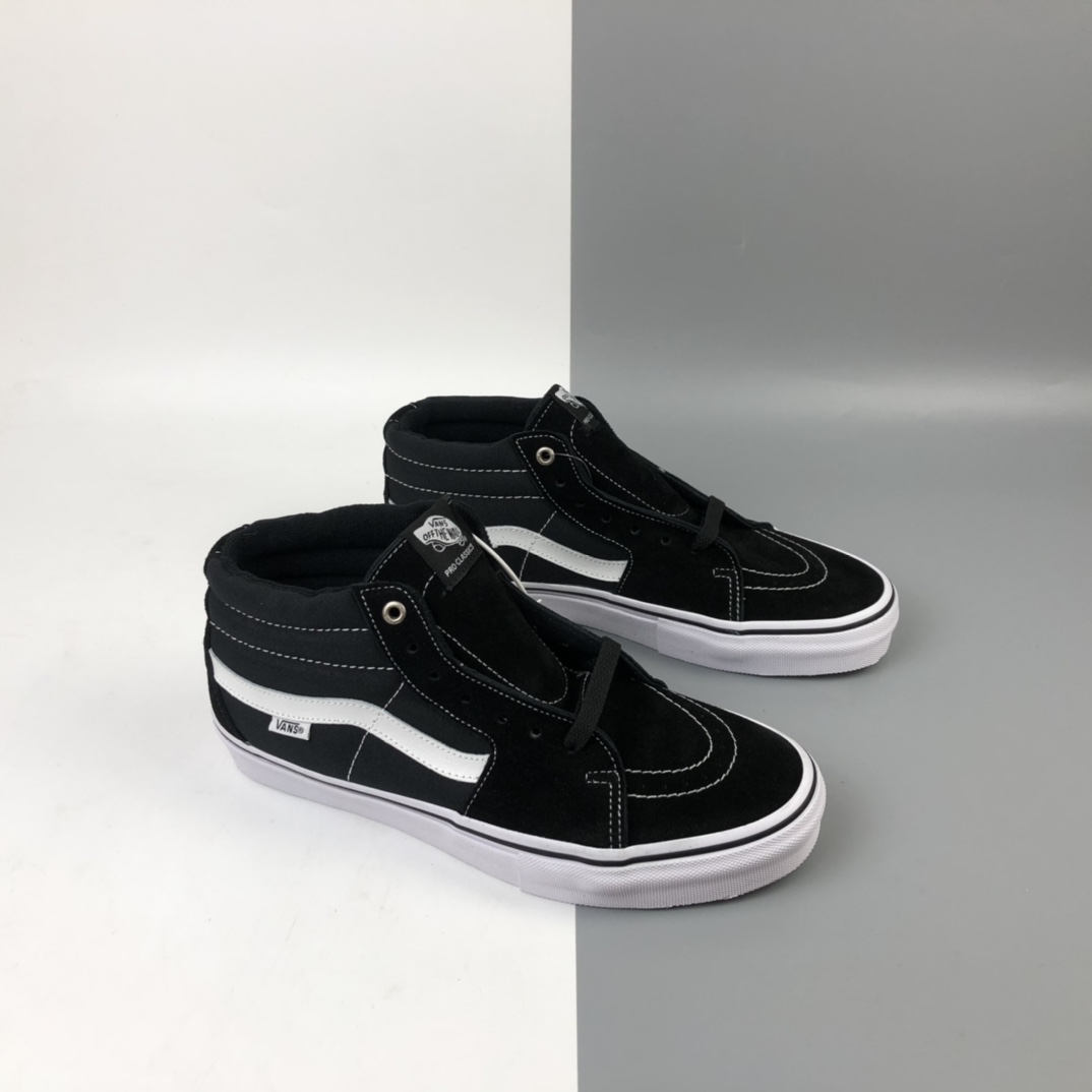 140 Vans Sk8-Mid Pro Antihero 中帮经典黑白专业滑板鞋 VN0A34UY28