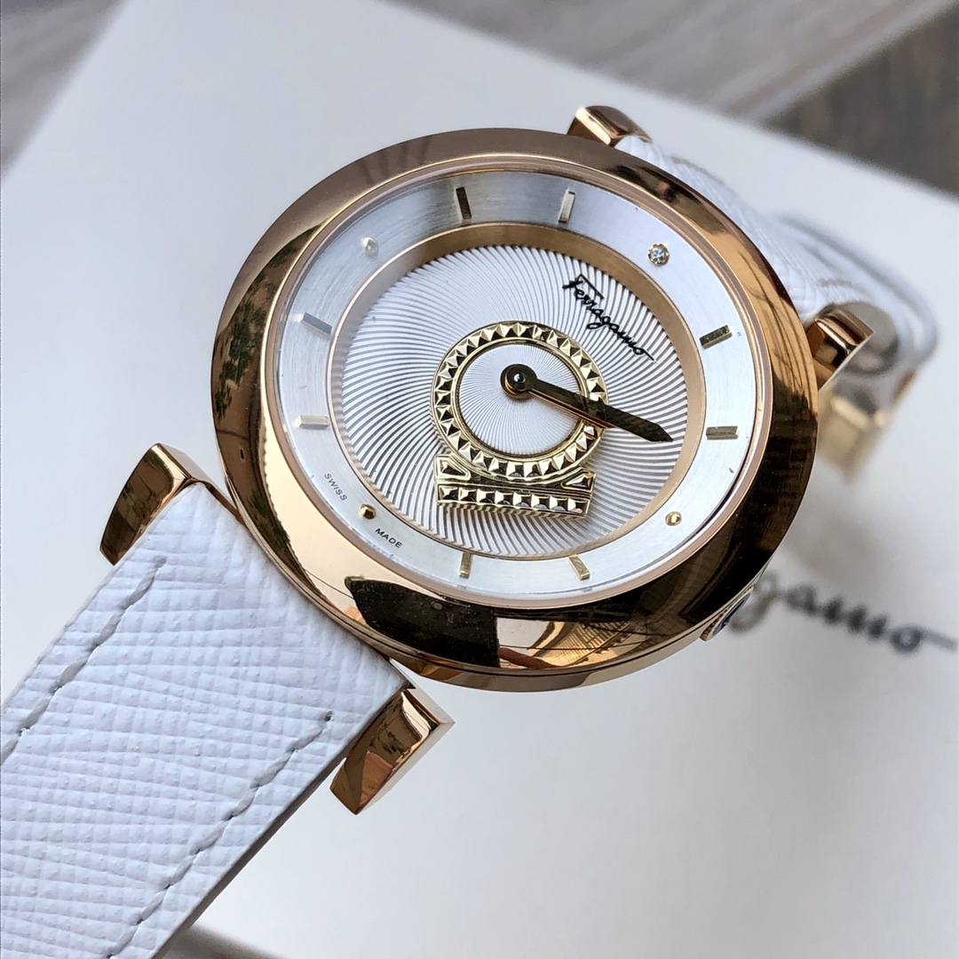 菲拉格慕FQ4石英女表