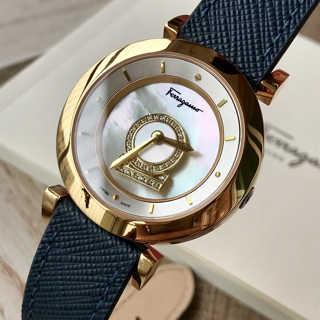 菲拉格慕FQ4石英女表